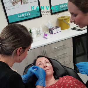 Kanvas student training in Jalupro treatment.